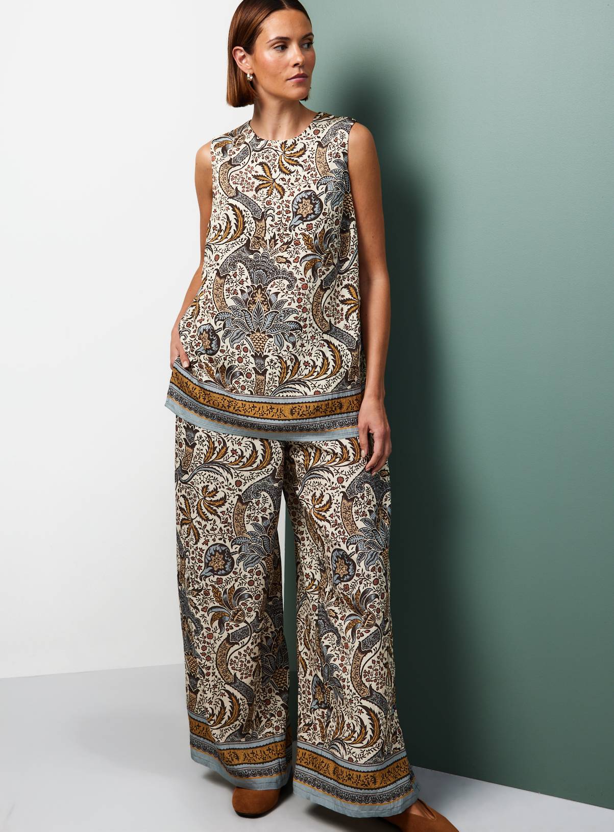 Tu x Morris & Co. Paisley Print Scarf Border Wide Leg Trousers 8 - Image 2